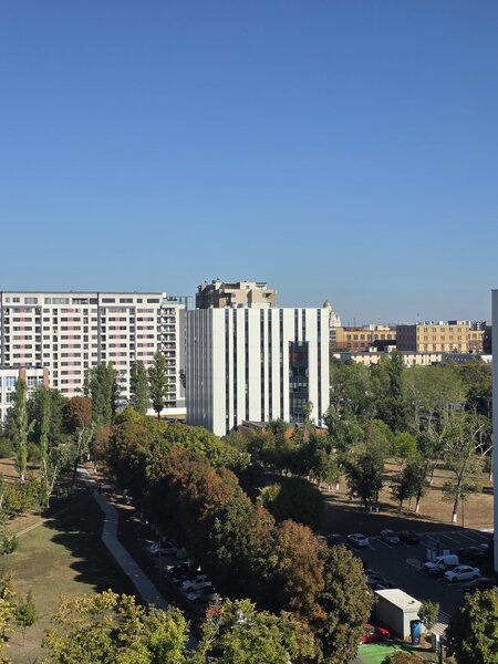 Militari, Iuliu Maniu, Politehnica 5 minute metrou,